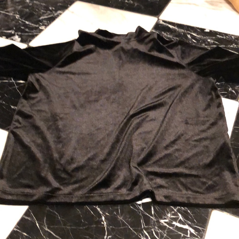 Rag and bone velvet tee w/ cutout
